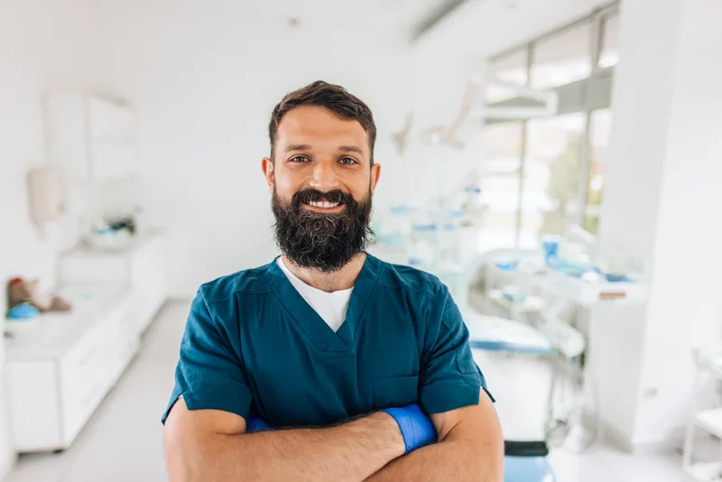 Portrait of Dr. Arman Sethi, lead prosthodontist at Meridian